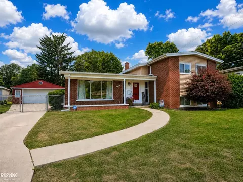 20333 Weyher, Livonia, MI 48152