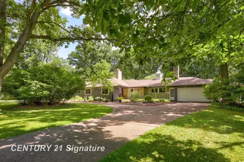1 N Center Woods, Saginaw, MI 48638
