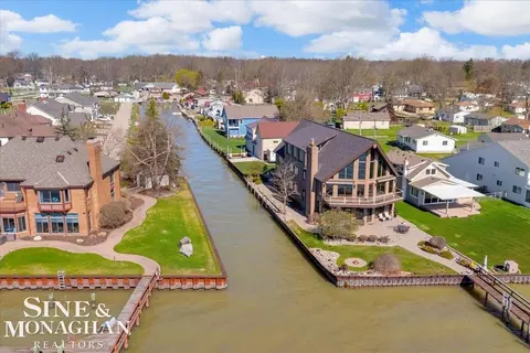 View/Area - 113 Roselawn, Algonac, MI 48001 photo 4 of 9