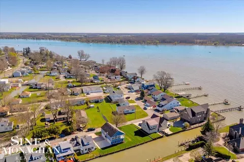 View/Area - 113 Roselawn, Algonac, MI 48001 photo 2 of 9