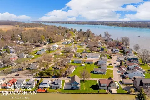 View/Area - 113 Roselawn, Algonac, MI 48001 photo 6 of 9