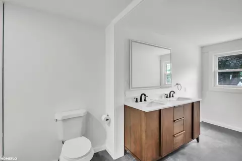 Bath - 1762 Copas, Caledonia, MI 48867 photo 3 of 5