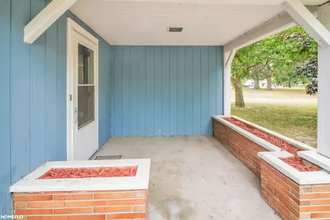 Exterior - 1762 Copas, Caledonia, MI 48867 photo 5 of 9