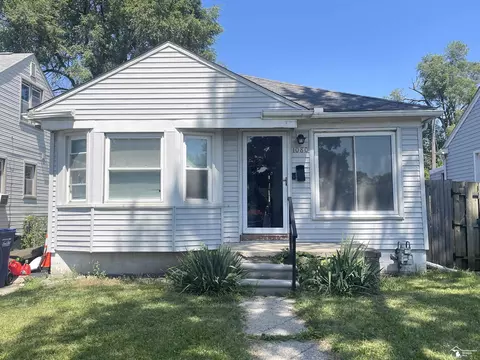 1080 Cloverlawn, Lincoln Park, MI 48146