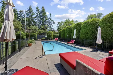 Exterior - 726 Westchester, Grosse Pointe Park, MI 48230 photo 9 of 13