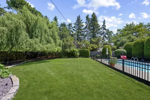 Exterior - 726 Westchester, Grosse Pointe Park, MI 48230 photo 5 of 13