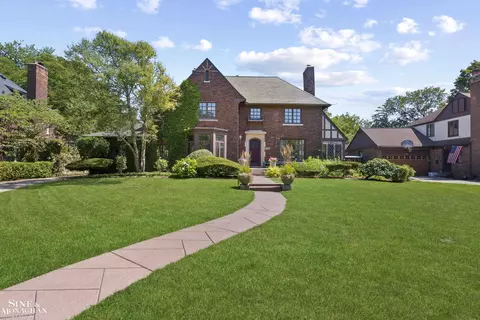 Exterior - 726 Westchester, Grosse Pointe Park, MI 48230 photo 12 of 13
