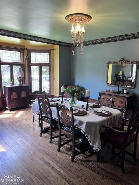 Dining - 726 Westchester, Grosse Pointe Park, MI 48230 photo 2 of 2