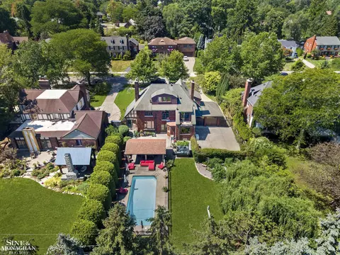 View/Area - 726 Westchester, Grosse Pointe Park, MI 48230 photo 3 of 9