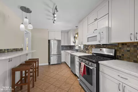 Kitchen - 306 Ridge, Grosse Pointe Farms, MI 48236 photo 2 of 5