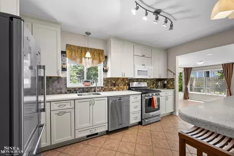 Kitchen - 306 Ridge, Grosse Pointe Farms, MI 48236 photo 1 of 5