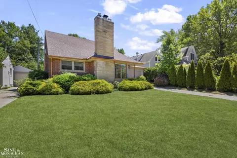 Exterior - 306 Ridge, Grosse Pointe Farms, MI 48236 photo 7 of 10