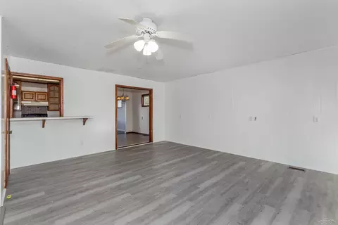 Living - 386 E Perkins, Merrill, MI 48637 photo 3 of 4