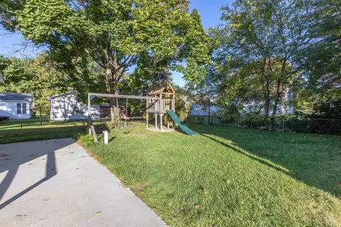 Exterior - 386 E Perkins, Merrill, MI 48637 photo 5 of 8