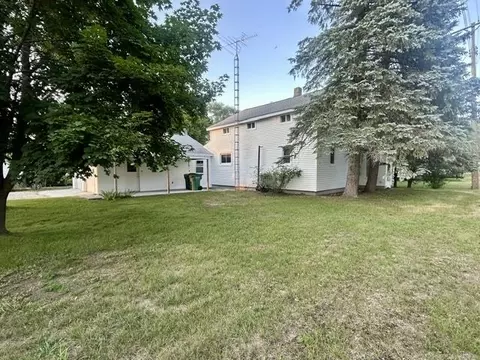 Exterior - 706 W Beech, Gladwin, MI 48624 photo 4 of 5