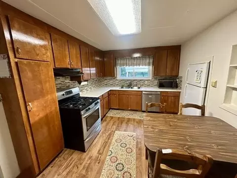 Kitchen - 706 W Beech, Gladwin, MI 48624 photo 1 of 1