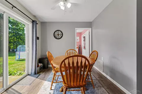 Dining - 2554 E Ashby, Midland, MI 48640 photo 2 of 2