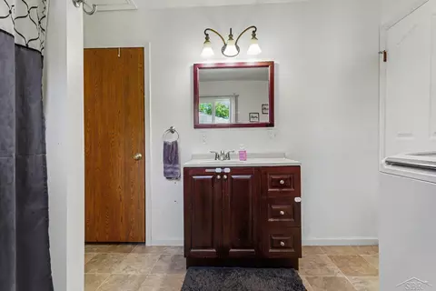 Other - 2554 E Ashby, Midland, MI 48640 photo 5 of 5