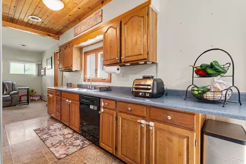 Kitchen - 2554 E Ashby, Midland, MI 48640 photo 2 of 3