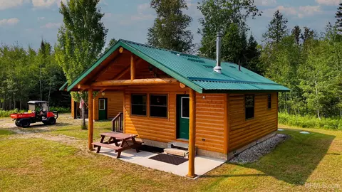 Exterior - G Rd, Escanaba, MI 49829 photo 1 of 9