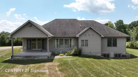 Exterior - 12222 Carpenter, Flushing, MI 48433 photo 2 of 9