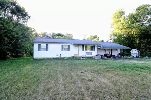 4447 Huckleberry, Columbiaville, MI 48421