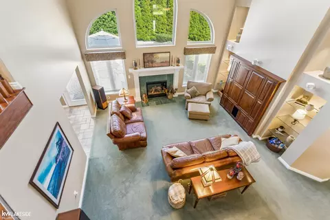 Living - 46671 White Cap, Macomb, MI 48044 photo 3 of 4