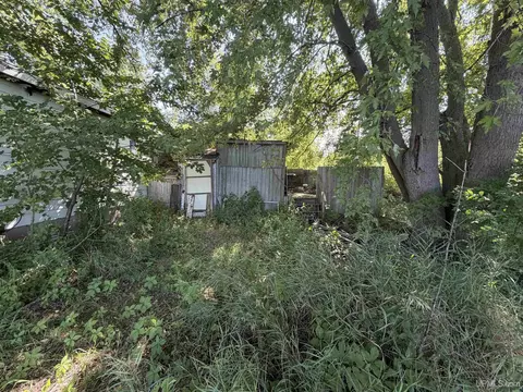 Exterior - 4310 E Laporte, Freeland, MI 48623 photo 23 of 32