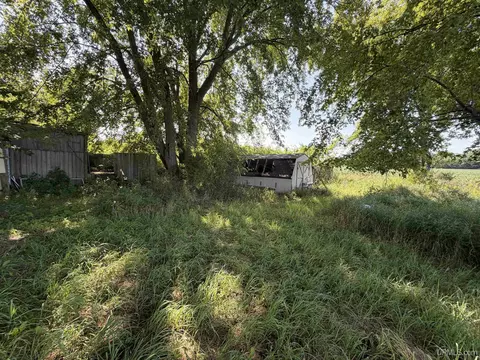 Exterior - 4310 E Laporte, Freeland, MI 48623 photo 19 of 32
