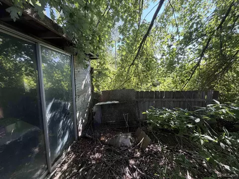 Exterior - 4310 E Laporte, Freeland, MI 48623 photo 30 of 32