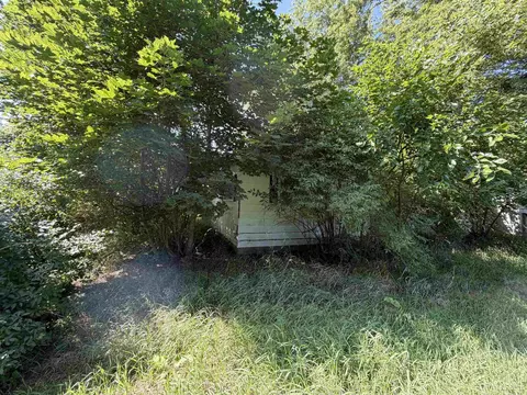 Exterior - 4310 E Laporte, Freeland, MI 48623 photo 16 of 32