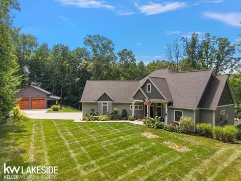 Exterior - 877 Cody, Dexter, MI 48130 photo 2 of 27