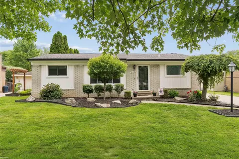 50408 Spruce, New Baltimore, MI 48047