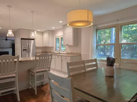 Dining - 64 Elder, Marquette, MI 49855 photo 1 of 2
