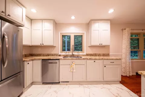 Kitchen - 64 Elder, Marquette, MI 49855 photo 2 of 4