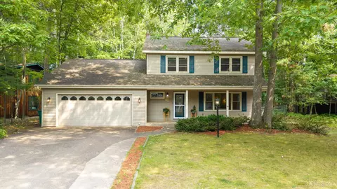 64 Elder, Marquette, MI 49855