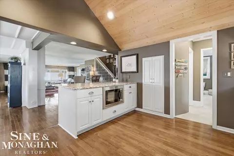 Kitchen - 206 Edgewater, Algonac, MI 48001 photo 3 of 6