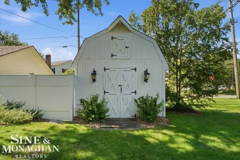 Exterior - 206 Edgewater, Algonac, MI 48001 photo 11 of 12