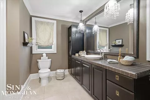 Bath - 206 Edgewater, Algonac, MI 48001 photo 1 of 4