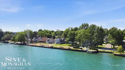 View/Area - 206 Edgewater, Algonac, MI 48001 photo 3 of 7