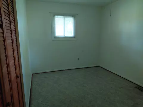 Bedroom - 1149 Wetters, Kawkawlin, MI 48631 photo 2 of 2