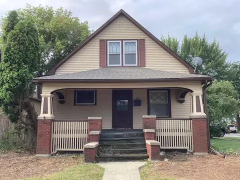 1800 Kosciuszko, Bay City, MI 48708