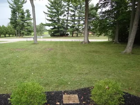 Exterior - 3807 W M-61, Gladwin, MI 48624 photo 3 of 10