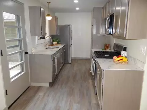 Kitchen - 3807 W M-61, Gladwin, MI 48624 photo 1 of 4