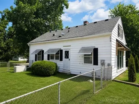 Exterior - 1380 W Bemis, Saline, MI 48176 photo 2 of 2