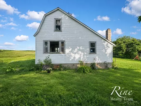 Exterior - 14857 M 32 W, Lachine, MI 49753 photo 4 of 8