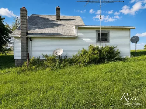Exterior - 14857 M 32 W, Lachine, MI 49753 photo 5 of 8