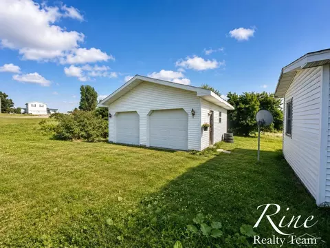 Exterior - 14857 M 32 W, Lachine, MI 49753 photo 7 of 8