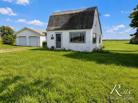 Exterior - 14857 M 32 W, Lachine, MI 49753 photo 2 of 8