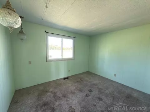 Bedroom - 1995 Range Line, Deckerville, MI 48427 photo 3 of 3